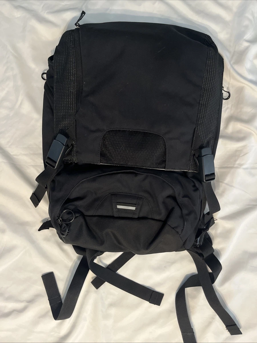 moosejaw co-lab esteban osprey backpacks Moosejaw CO-LAB Esteban Pack by Osprey :: MERCURY