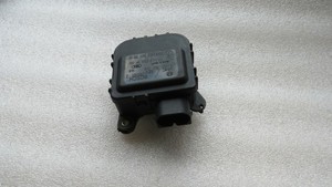 VW PASSAT / AUDI A4 - Stellmotor Klima Heizung 8D1820511B BOSCH 0132801149 12V