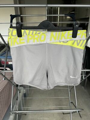 nike pro intertwist shorts grey