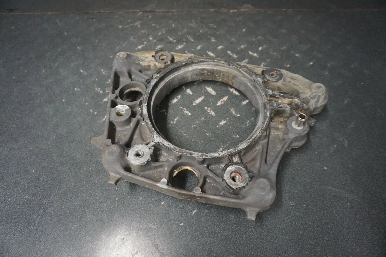 1999-2005 Yamaha OEM Transom Plate Jet Pump Mount Support Freshwater XLT 1200