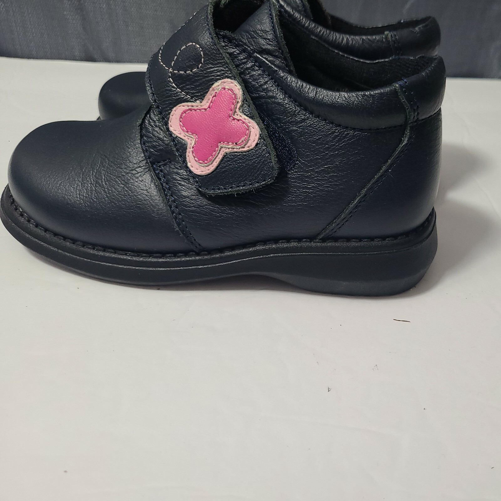 Picture 4 of 12