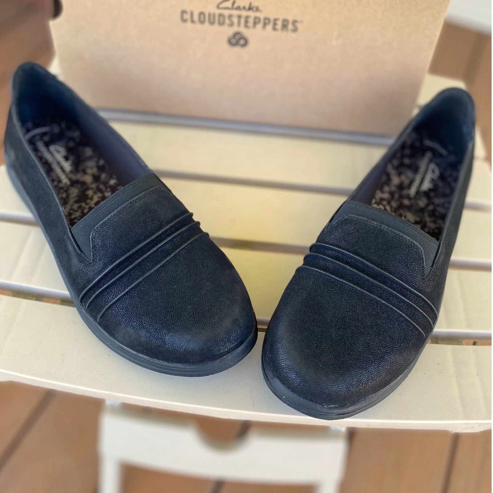 Mocassini Clarks Cloudsteppers comodi slip on scarpe casual neri US 10 M NUOVI CON ETICHETTE