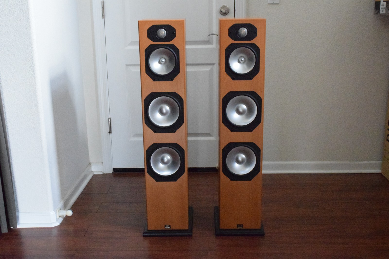 British Monitor Audio Silver S10 Floorstanding Speakers Local Pick Up