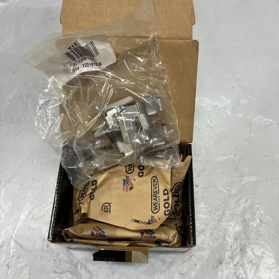 Комплект задних золотистых керамических дисковых тормозных колодок премиум-класса CARQUEST GNAD698 для Buick Chevy - Изображение 2 из 4