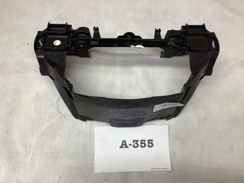 2006 MERCEDES BENZ CLK350 VELOCÍMETRO PAINEL DE INSTRUMENTOS TAMPA ACABAMENTO FABRICANTE DE EQUIPAMENTO ORIGINAL+ - Imagem 4 de 4