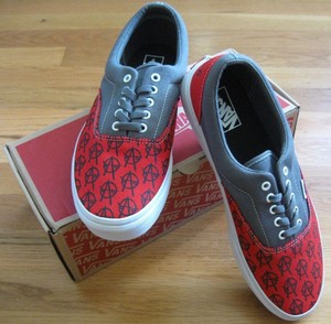 vans era dogtown
