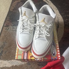 Jordan 3 Retro Mexico City sneakers with red ...