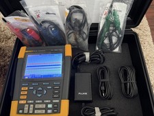 Fluke 190-104 ScopeMeter® Test Tool – 100 MHz, 4-Channel Portable Oscilloscope 