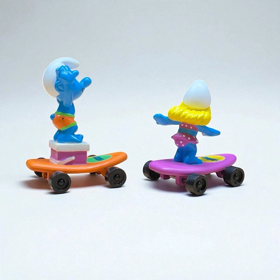 Lote de juguetes Peyo de colección Hardee’s Kids Comida Pitufina Pitufina Pitufina Patineta Años 90 Foto 3 de 4