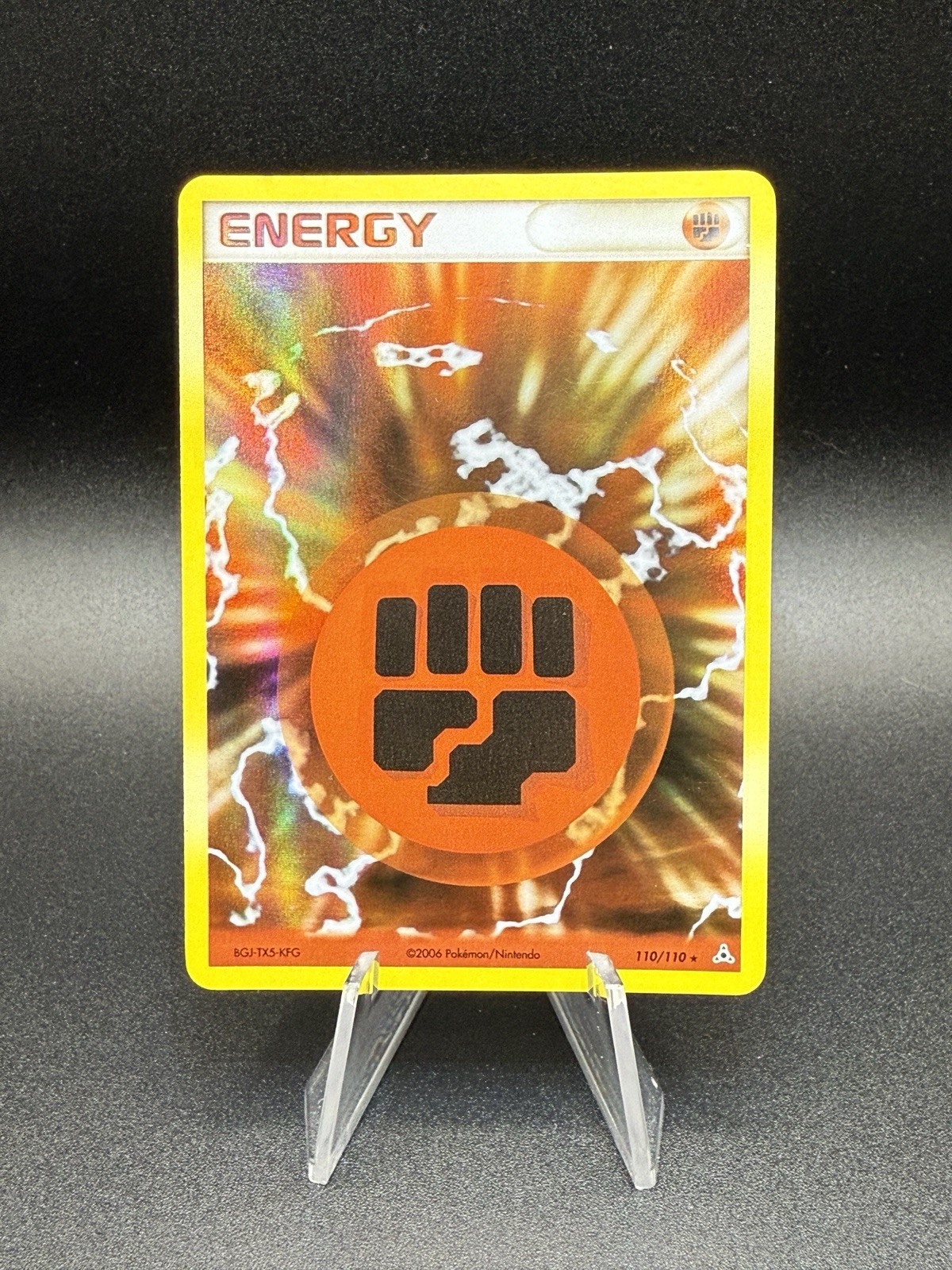 Fighting Energy 110/110 Holon Phantoms Holo