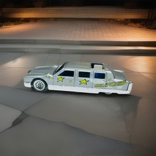 1990 Hot Wheels - Cadillac Limo Silver - Hollywierd w/ Stars - 1:64 Diecast