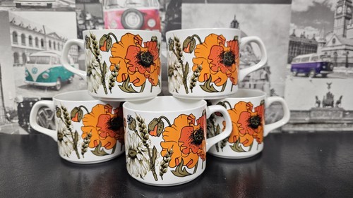 J & G Meakin Ceramic Poppy Print Set of 5 Mugs Cups Tea / Coffee Floral Vintage - Picture 1 of 7