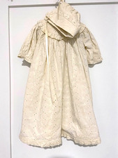 Estate 60s70s handmade BABY eyelet CHRISTENING DEDICATION Naming GOWN CAP