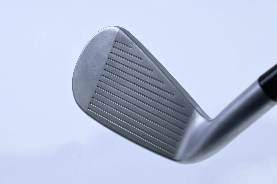 Taylormade P.UDI #4 Iron / 22 Degree / X-Flex Project X LZ Shaft - Image 2 of 4