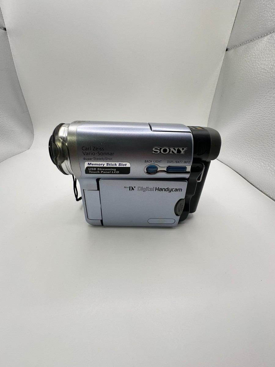 Sony DCR-TRV22E MiniDV Digital Handycam Camcorder Untested Spares