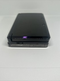 Nintendo 3DS Cosmo Black Handheld System Console CTR-001 Charger