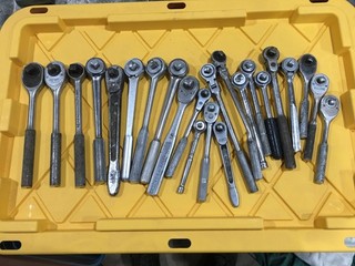 Huge lot of 23 Ratchets 1/2" 3/8" 1/4" Drive USA Vintage