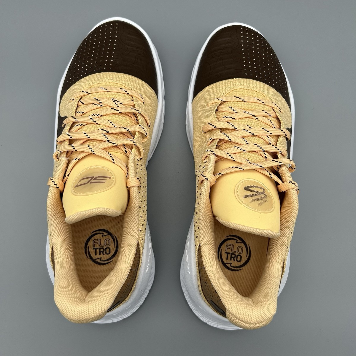 Mens Size 8 Under Armour Basketball Shoes Curry 4 FloTro Beige 3024861-280 Under Armour Curry 4 FloTro Sandstorm Men Size 11 US  main image 2