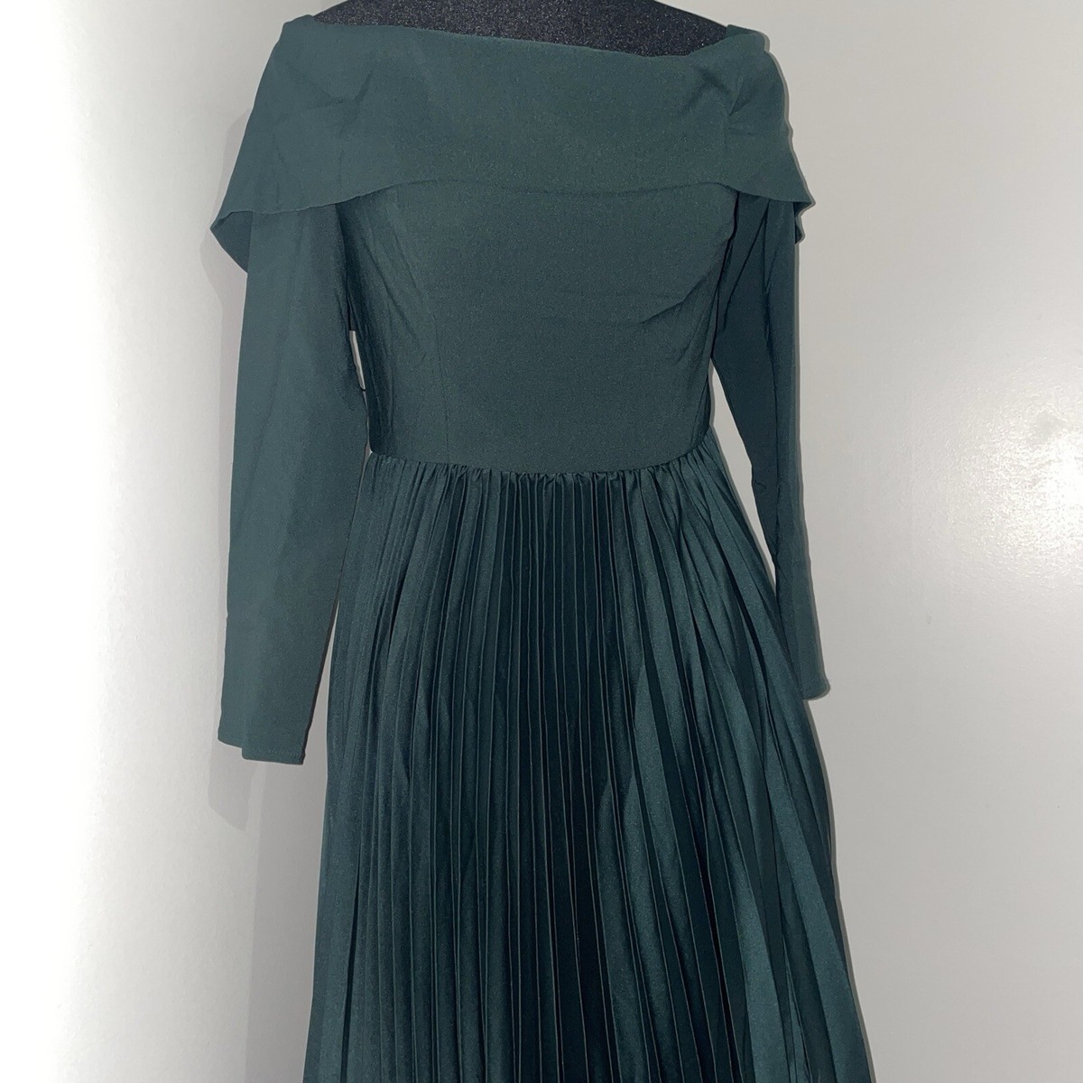 NEW! Hutch- Long-Sleeve Off-The-Shoulder Pleated Maxi Dress Size 2 Forest  Green | eBay