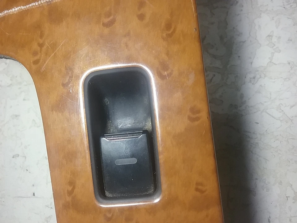 Interruptor ventana puerta trasera derecha Infiniti Q45 1997-2001 Astray 829606P000 (M129) Foto 4 de 4