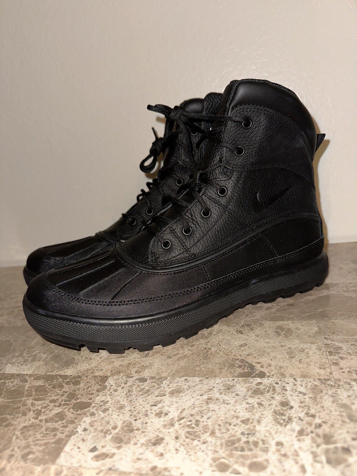 Picture 1 of 11