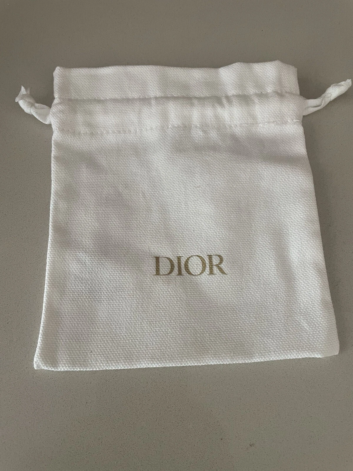 Pochette cadeau/sac à poussière Dior coton cordon blanc 5x6