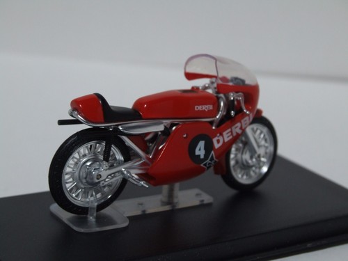 1:24 Scale 1971 Angel Nieto Derbi 125 twin Motorcycle by Ixo - Picture 3 of 3