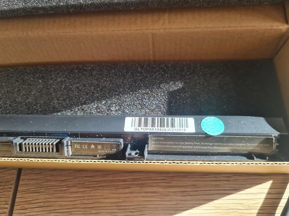 Batería de portátil PA5195U para Toshiba Satellite C50 C55 C55D C55T L55 L55D L55 Foto 3 de 4