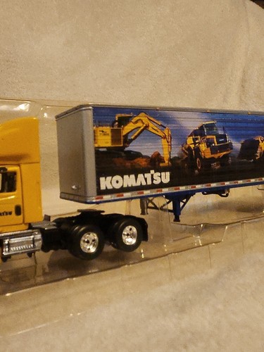 1ST GEAR KOMATSU INTERNATIONAL 8600 W/53' TRAILER TRUCK NIB 1/64 SCALE NEW - Picture 2 of 4