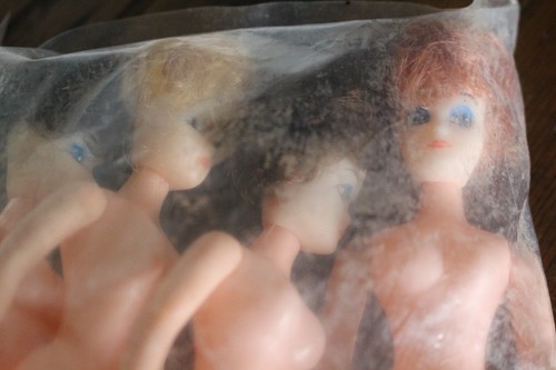 Vintage Doll Cake Toppers Moveable Arms Barbie Look Alike Hong Kong NOS Wilton - Picture 8 of 14