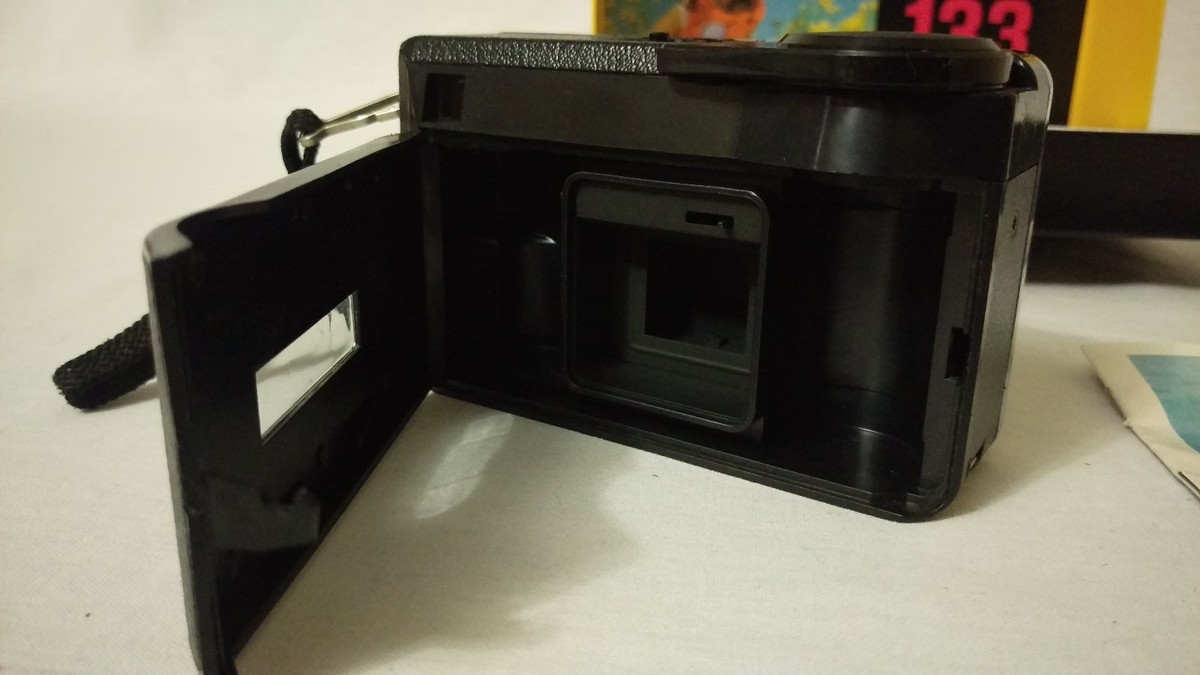 KODAK instamatic 133X 箱等付 KODAK instamatic 133X 箱等付 Vintage Kodak instamatic 133