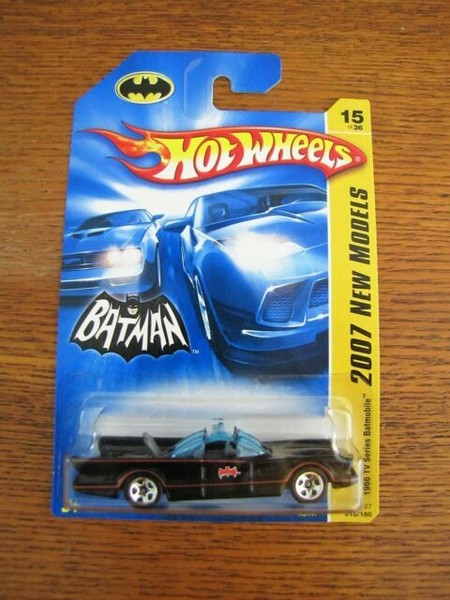 2007 hot wheels batmobile value