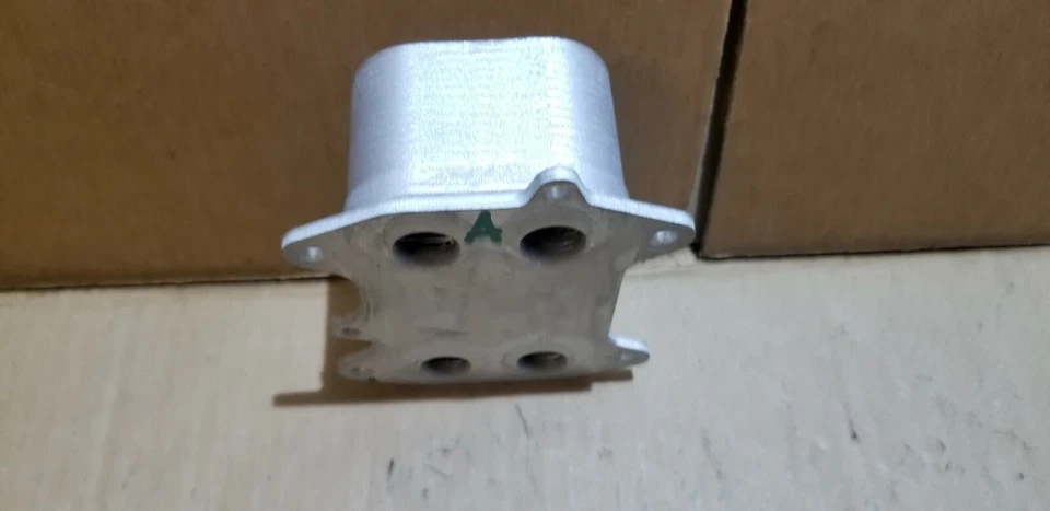 VW AUDI SEAT SKODA 1.6 2.0 TDI CAYA CFF OIL FILTER HOUSING OIL COOLER 03L117021C - Image 4 of 4