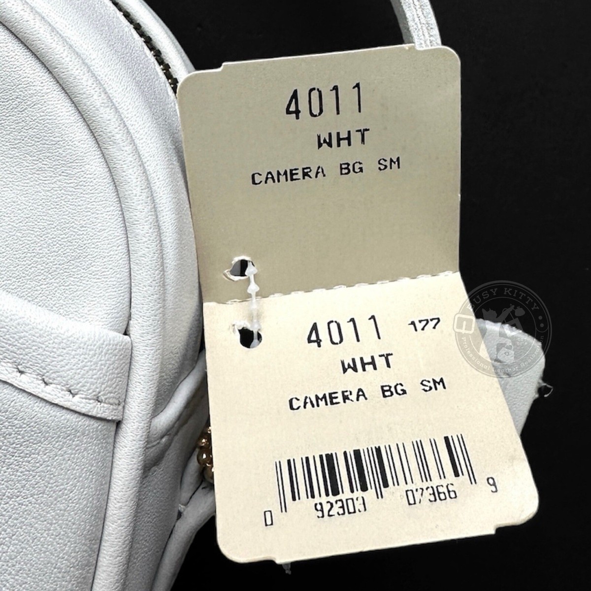 NIB Vintage Coach Small Camera Bag in White Leather - Style No