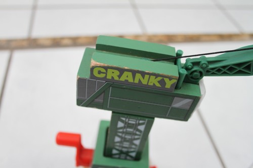 Thomas the Train Cranky the Crane madera Y4368 2012, usado jugado con - Imagen 7 de 8