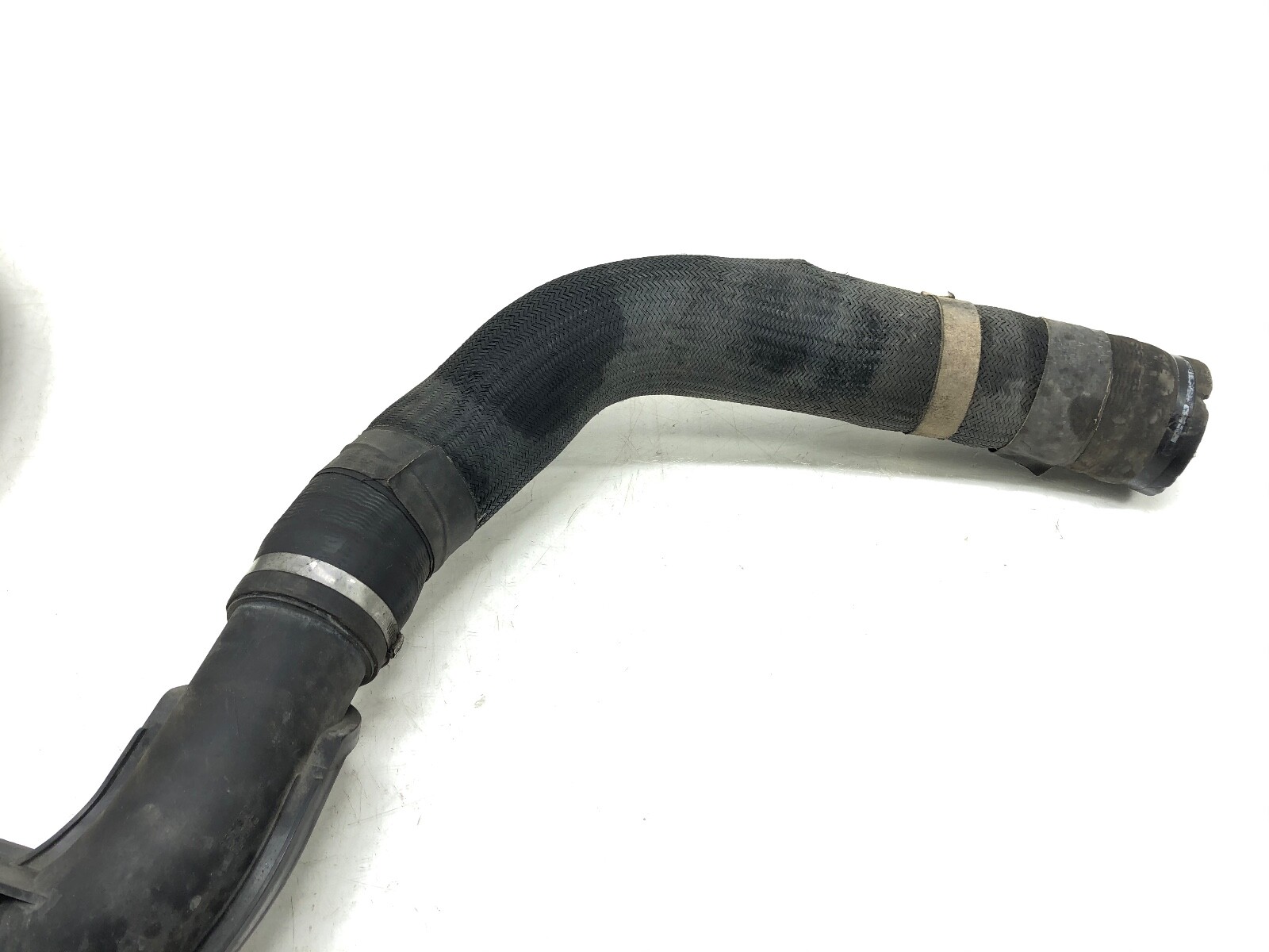 2014-2022 MASERATI GHIBLI 3.0L V6 AIR INTAKE INLET DUCT TUBE.