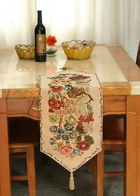 TACHE HOME FASHION Tache Tapestry Woven Country Rustic Vintage Morning Meadow Floral Table Runners