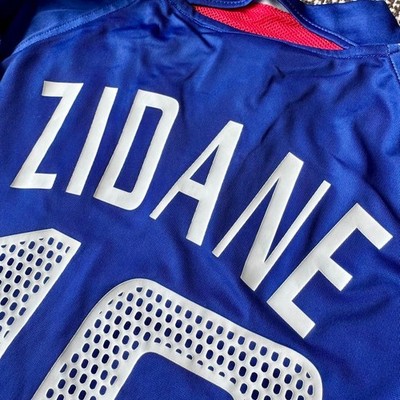 Zinedine Zidane #10 France EURO 2004 Home Jersey M Size adidas F/S