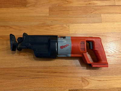 Milwaukee 18V Sawzall 6515-20 Cordless Reciprocating Saw