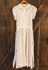 Vintage White Floral Dress Gunne Sax Lace Prairie Cottage 70s  Size 9