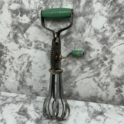 Vintage Taplin Mfg. Co. Hand Mixer Blender Beater Made in USA Teal Handle 11''