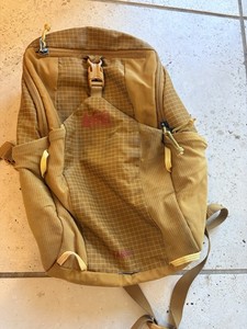 REI Co-Op Tarn 12 Yellow Kids Hiking Backpack Daypack Pack