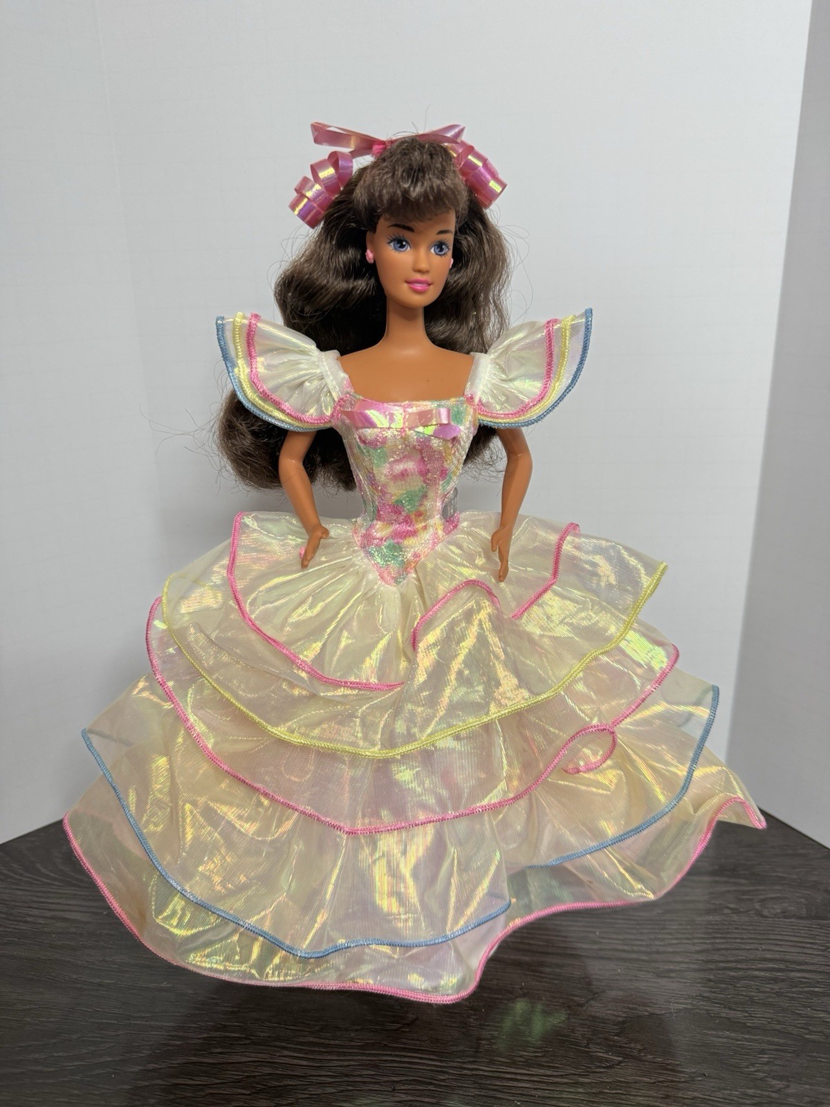 1995 MATTEL 14663 HAPPY BIRTHDAY BARBIE  DOLL BRUNETTE