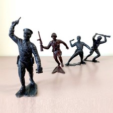 Vintage WW2 Toy Soldiers 1970s Plastic Soviet And American Army Figurines USSR