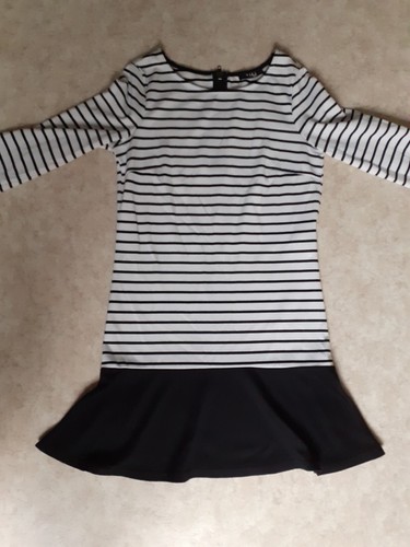 Damen Kleid Schwarz Weiß Gestreift Größe S Marke Vila Langarm