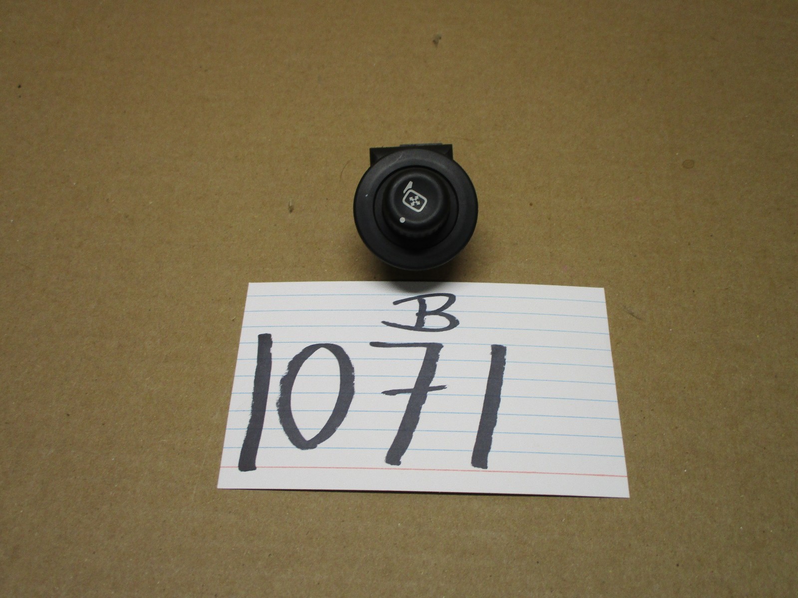 08 09 10 11 Ford Escape Side Mirrors Switch Control Power #1071-B