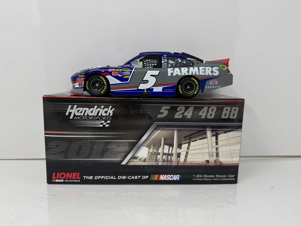 Lionel Nascar #5 Kasey Kahne Farmer's Insurance 2012 Impala 1:24 Diecast - Image 2 of 4