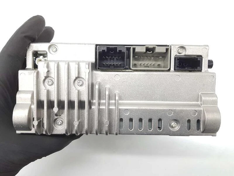 31260540AA sistema radio per VOLVO XC70 2.4 D (185 CV) 2007 1321937 - Immagine 4 di 4