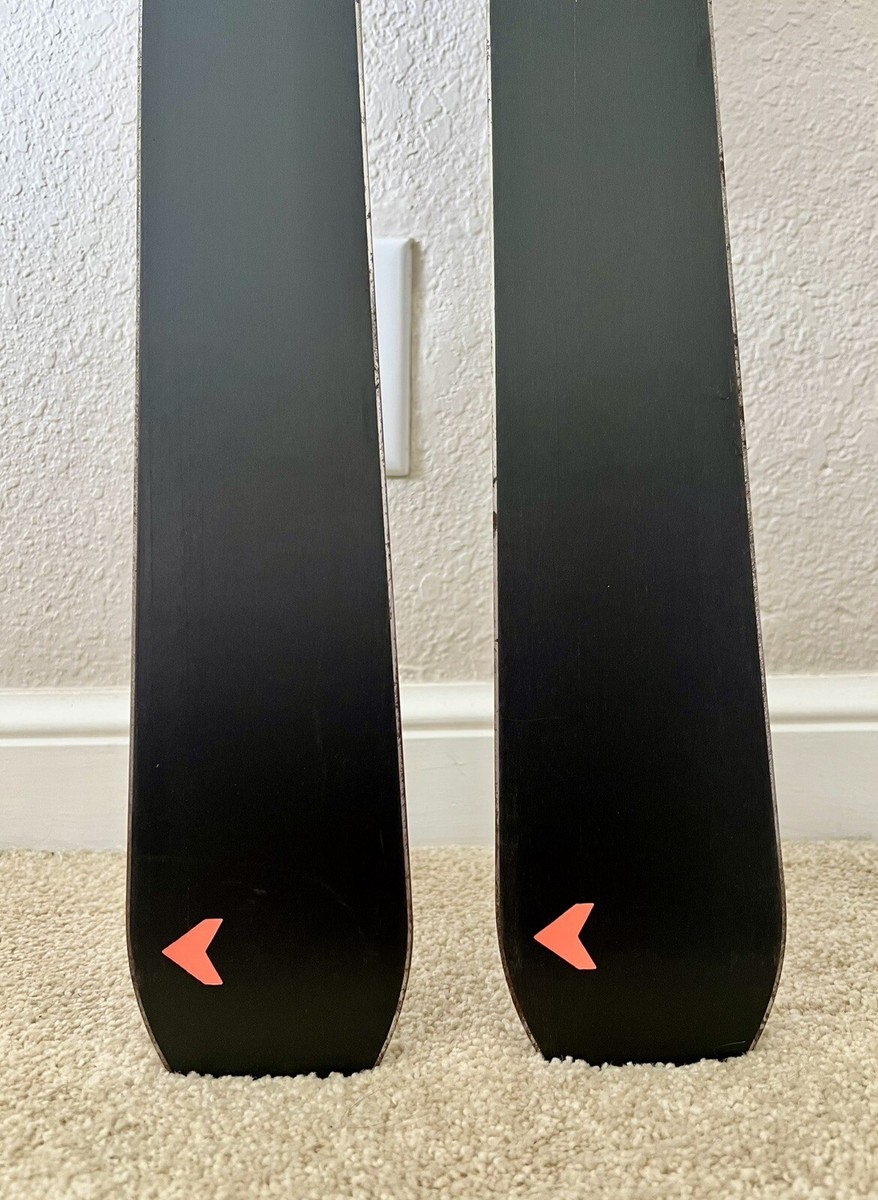 Vintage 1990's Rossignol 9X Equipe Downhill Slalom Race Skis 167cm