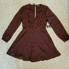 NWT EXPRESS S,M LONG SLEEVE SURPLICE FIT AND FLARE DRESS CABERNET CHRISTMAS